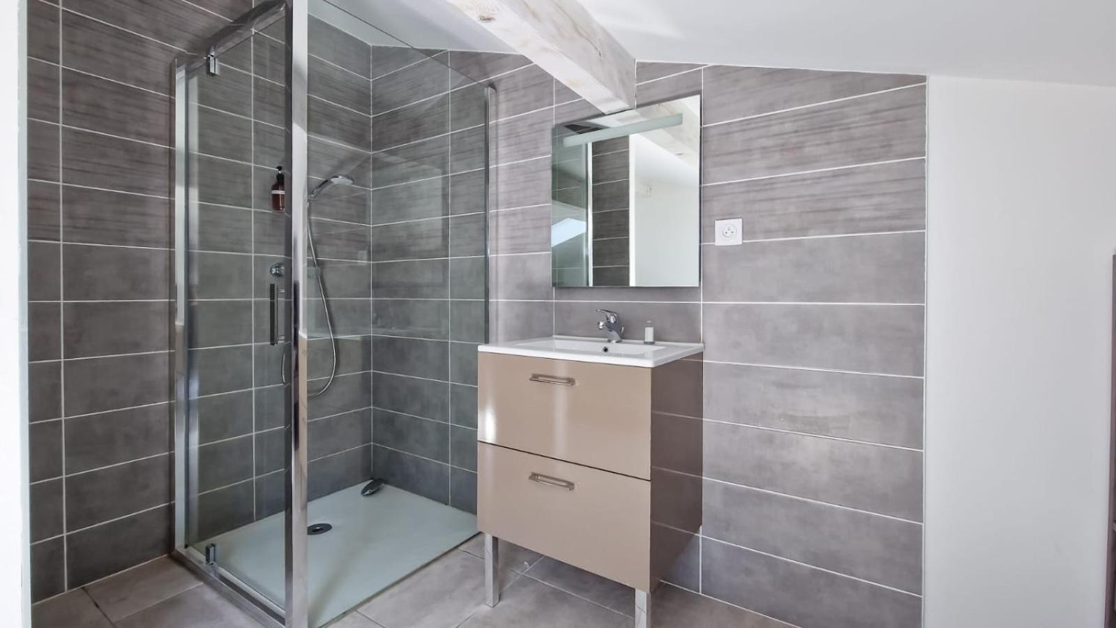 Appartement Plein Centre Bernis Екстериор снимка